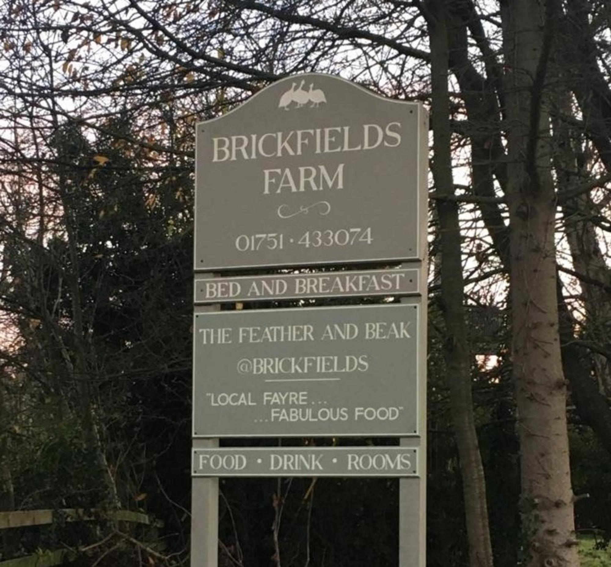 Brickfields Farm Bed & Breakfast Kirkbymoorside Exterior photo